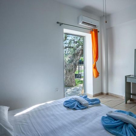 Akrotiri Apartment Pefkochori Eksteriør billede